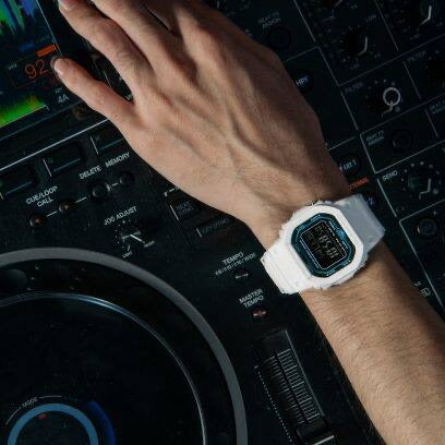 DW-B5600SF-7DR